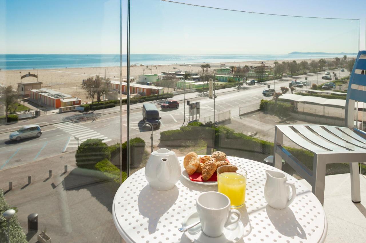 Hotel Ambassador Rimini Exterior photo