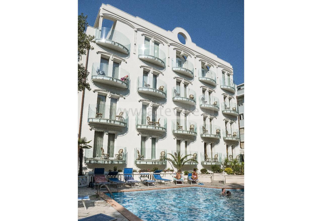 Hotel Ambassador Rimini Exterior photo